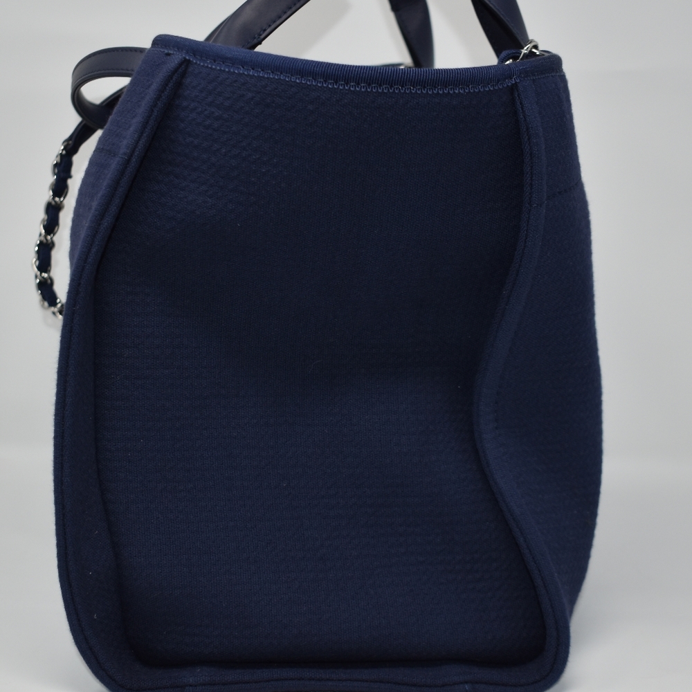 Chanel Deauville Navy - Picture 10 of 16